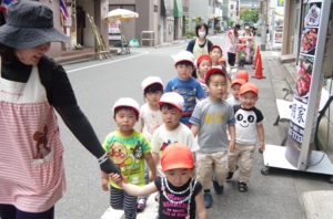 お昼寝中